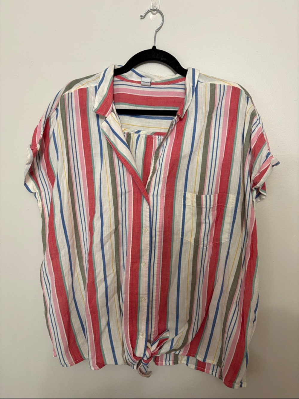 Old Navy Women's Multicolor Vertical Stripe Button-Down Shirt - Red, Blue, White